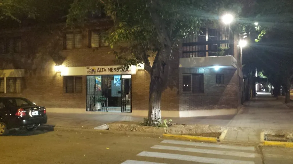 **  Hotel Alta Mendoza Argentine